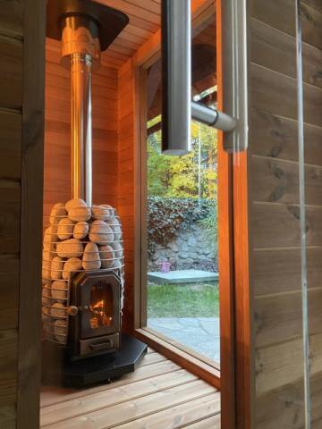 HUUM Sauna Wood Stove Thru-Ceiling Chimney Kit